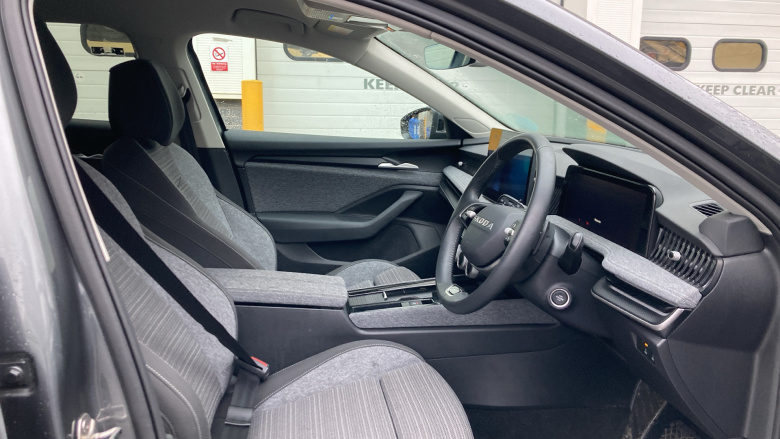 Skoda Superb 2.0 TDI SE Technology 5dr DSG Diesel Estate